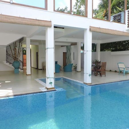 Binnacle Negombo Exterior photo