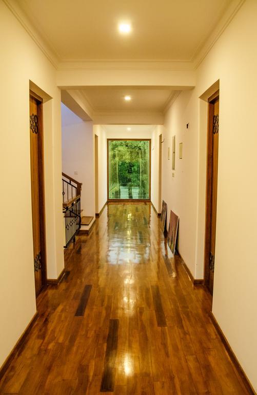 Binnacle Negombo Exterior photo