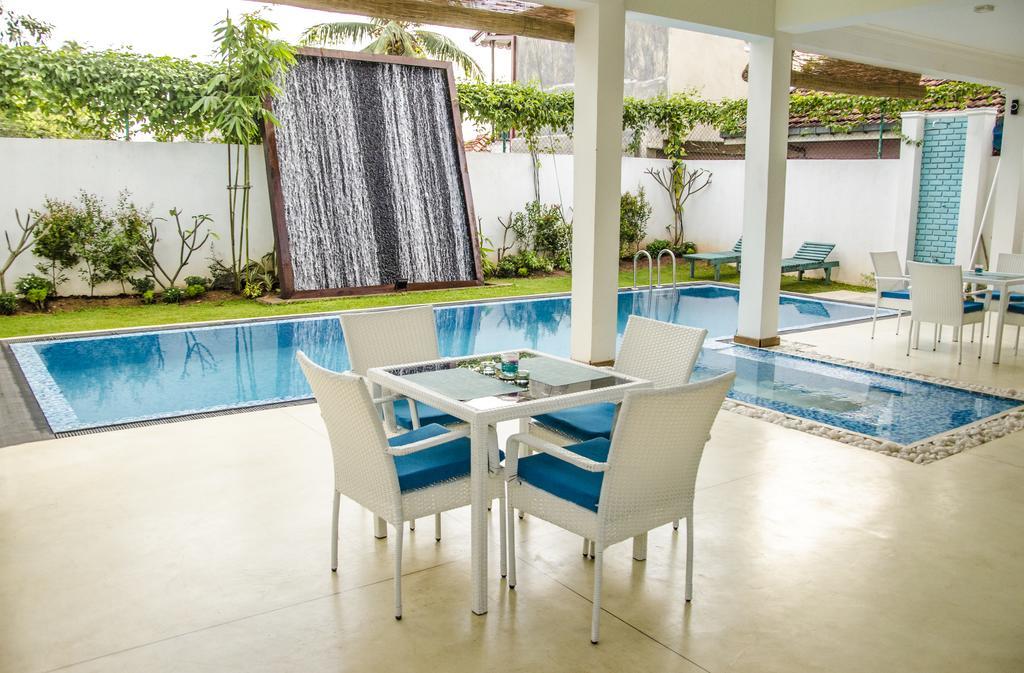 Binnacle Negombo Exterior photo