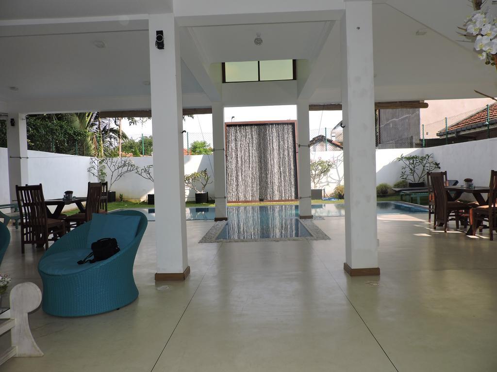 Binnacle Negombo Exterior photo