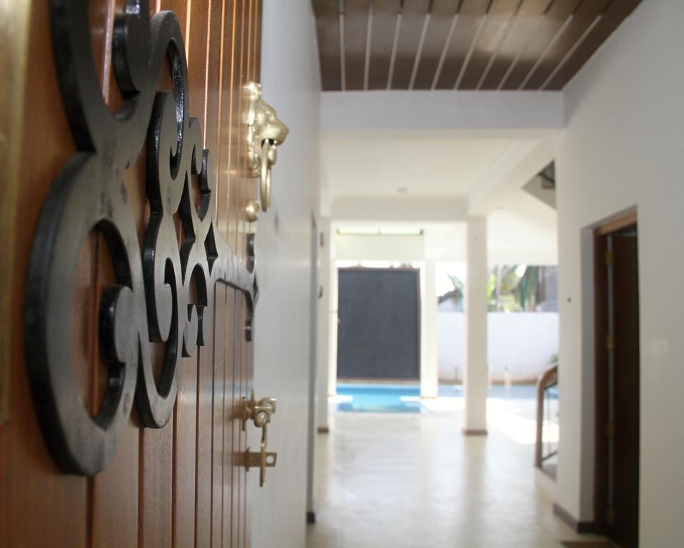 Binnacle Negombo Exterior photo