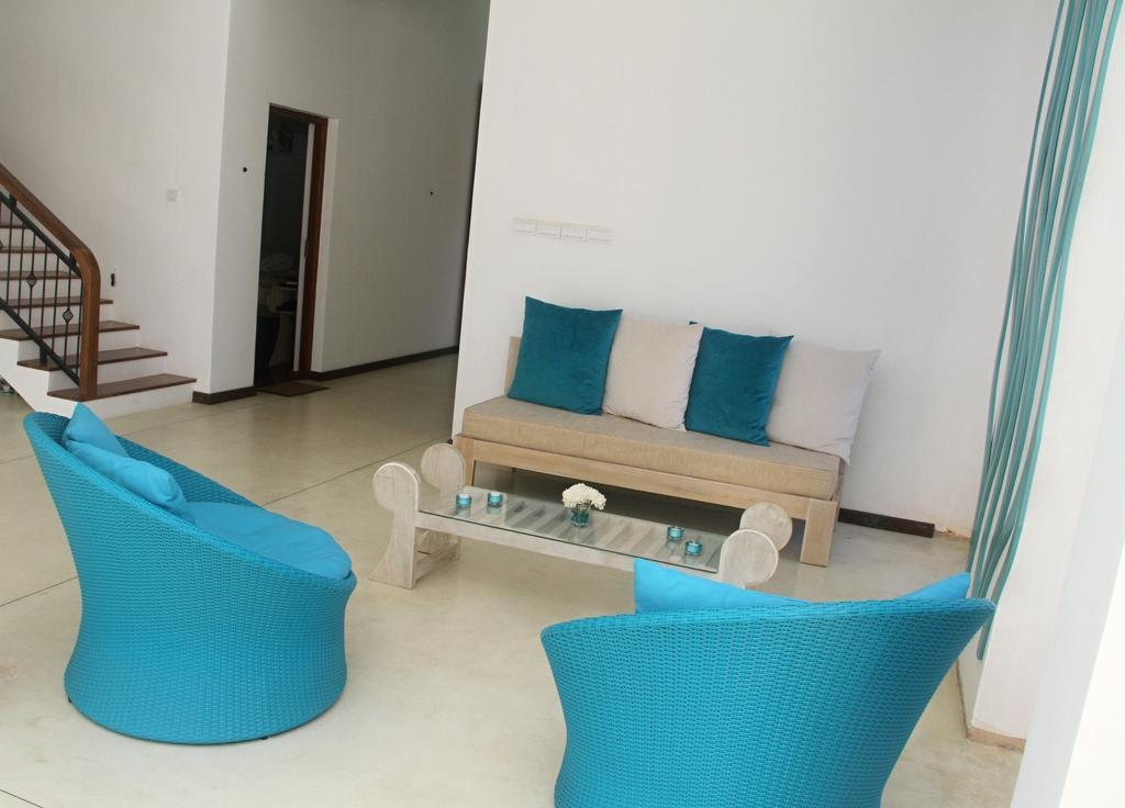 Binnacle Negombo Exterior photo